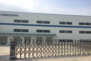 Lắp đặt cổng xếp inox tại công ty Foxcon – Quế Võ – Bắc Ninh