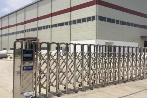 CỔNG XẾP INOX KHÔNG RAY: MỘT GIẢI PHÁP TIẾT KIỆM DIỆN TÍCH