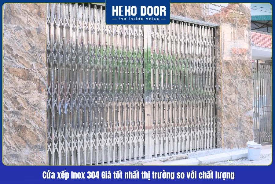 cửa xếp inox chống kẹt