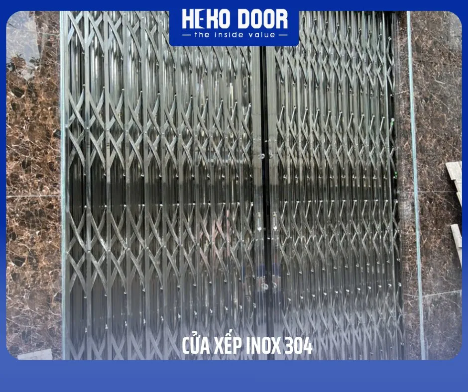 cửa xếp inox chống kẹt