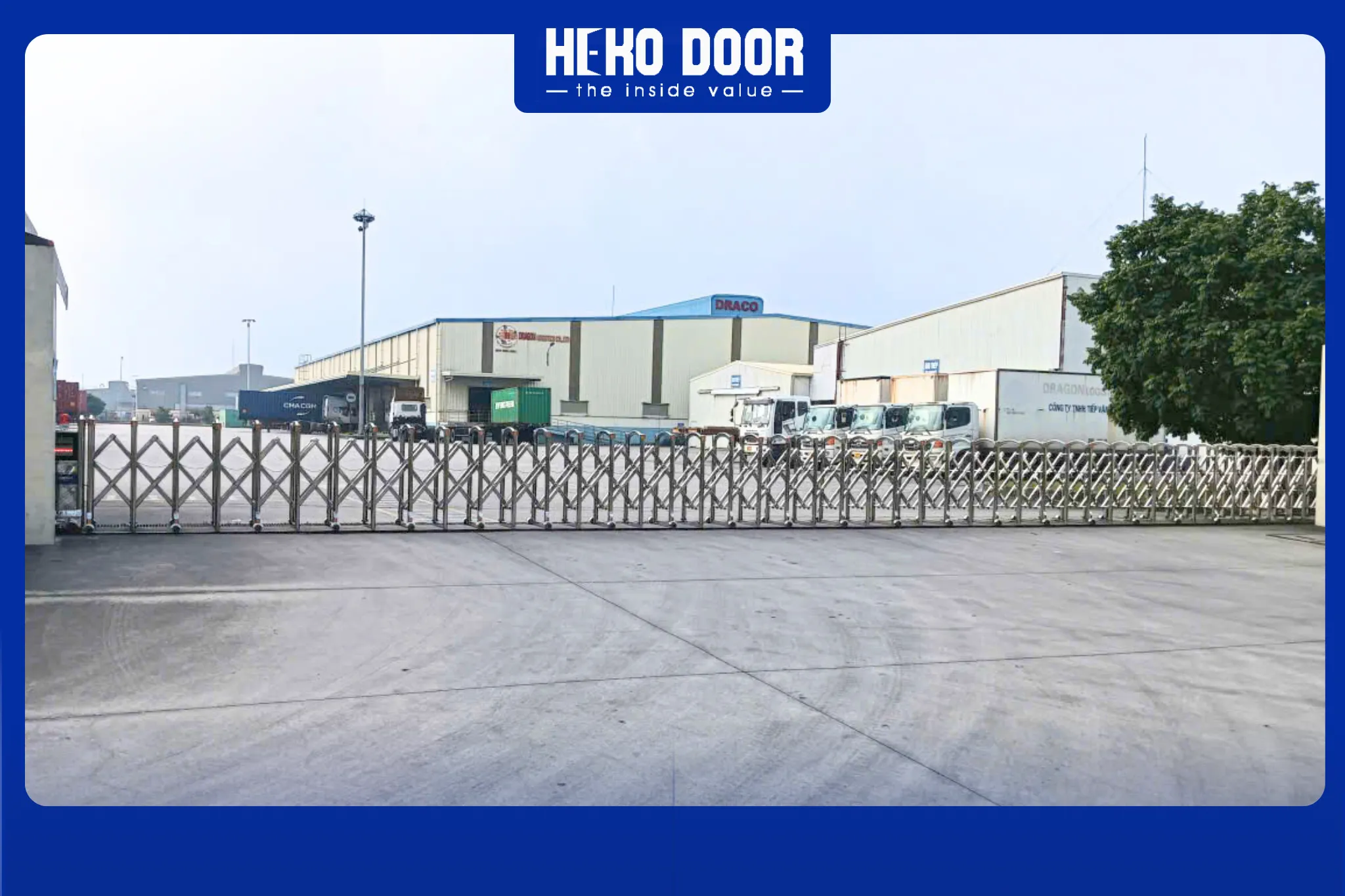 Lợi ích khi chọn cổng xếp inox hiện đại của HEKO DOOR