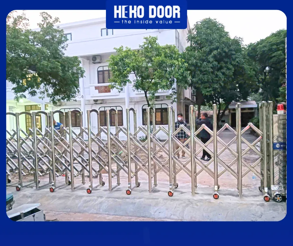 Lưu ý khi lựa chọn cổng xếp inox không ray HEKO DOOR