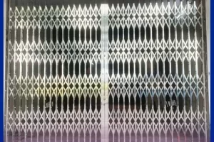 GIẢI PHÁP CHO CỬA XẾP INOX CHỐNG GỈ SỬ DỤNG NHIỀU NĂM