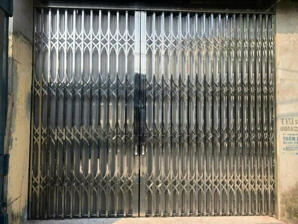 Cửa Xếp Inox Cao Cấp Mới Nhất 2025