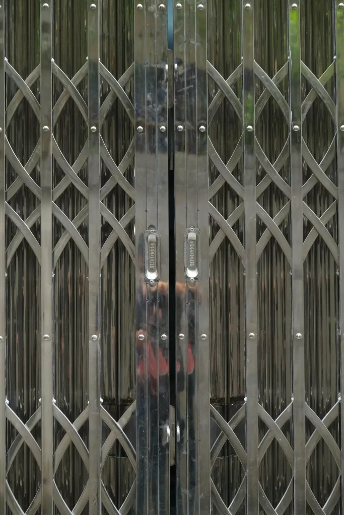 Cửa Xếp Inox sang trọng - vẻ đẹp bền bỉ