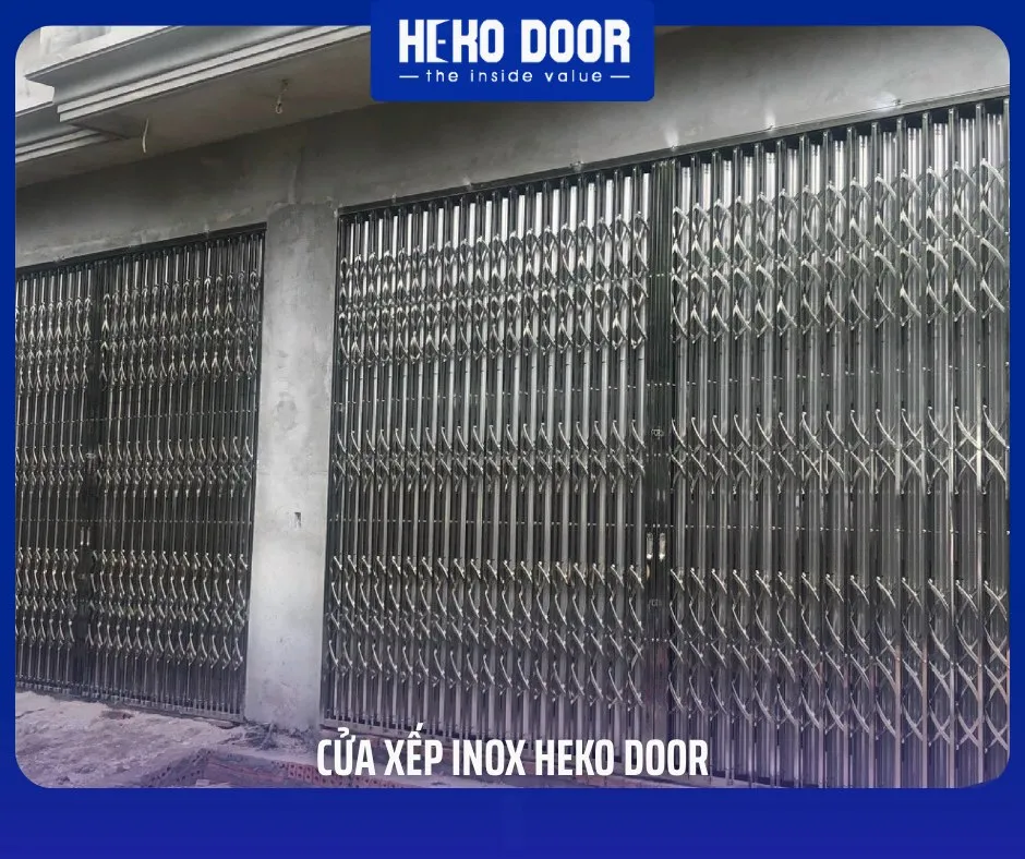Cách vệ sinh cửa xếp inox định kỳ