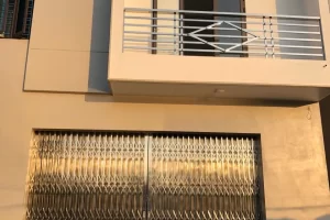 Cửa Xếp Inox Cho Nhà Phố Sang Trọng, Độ Bền Trên 10 Năm