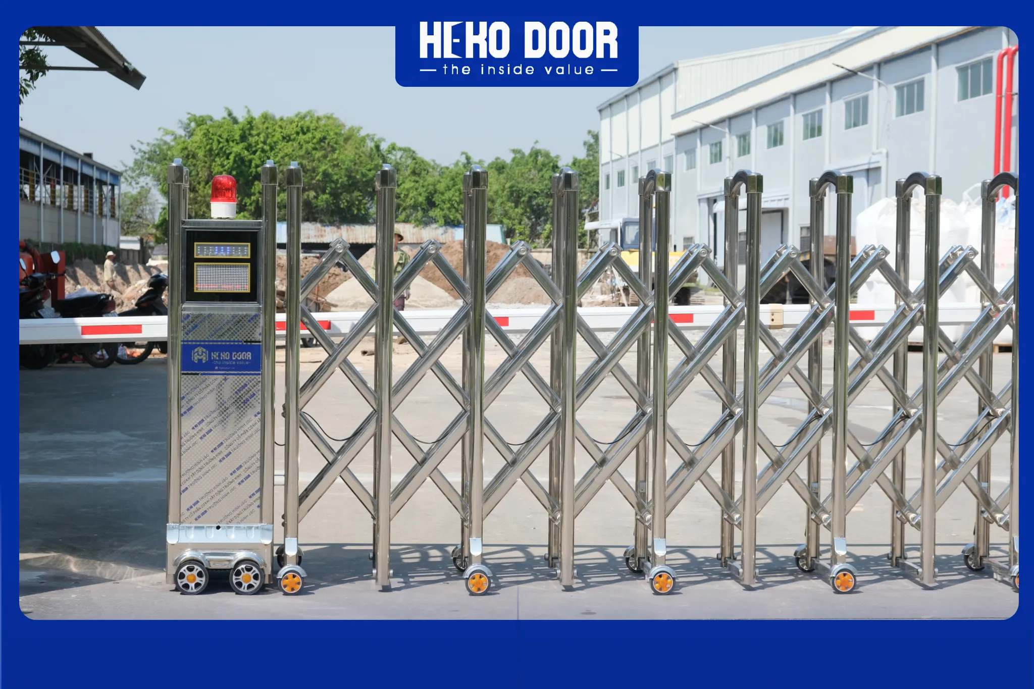 CỔNG XẾP INOX KÉM CHẤT LƯỢNG CÓ NHANH BỊ GỈ SÉT KHÔNG?