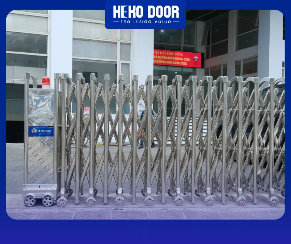 Có nên mua cổng xếp inox giá rẻ