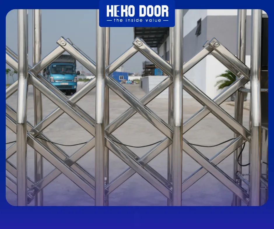 Nhận biết cổng xếp inox kém chất lượng