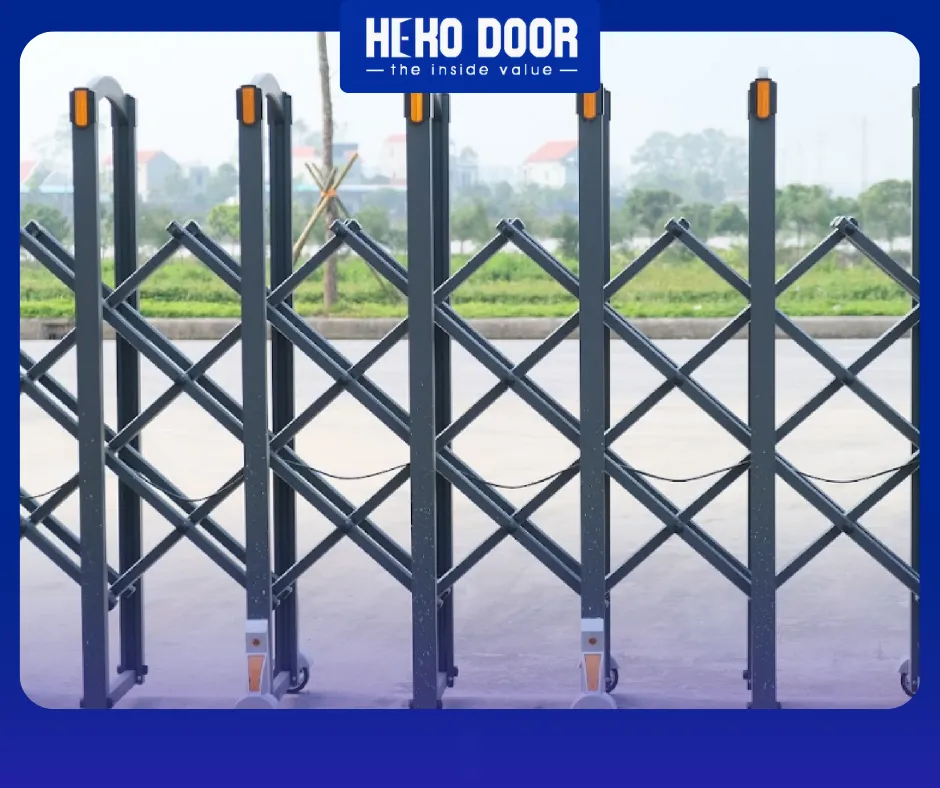 CỔNG XẾP HỢP KIM NHÔM CHO NHÀ PHỐ