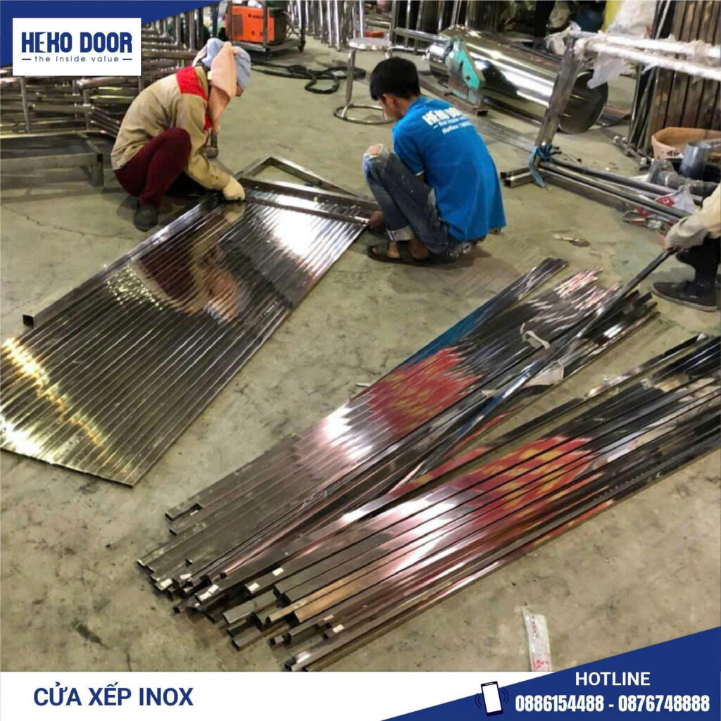 Thanh đứng phụ kiện cửa xếp inox