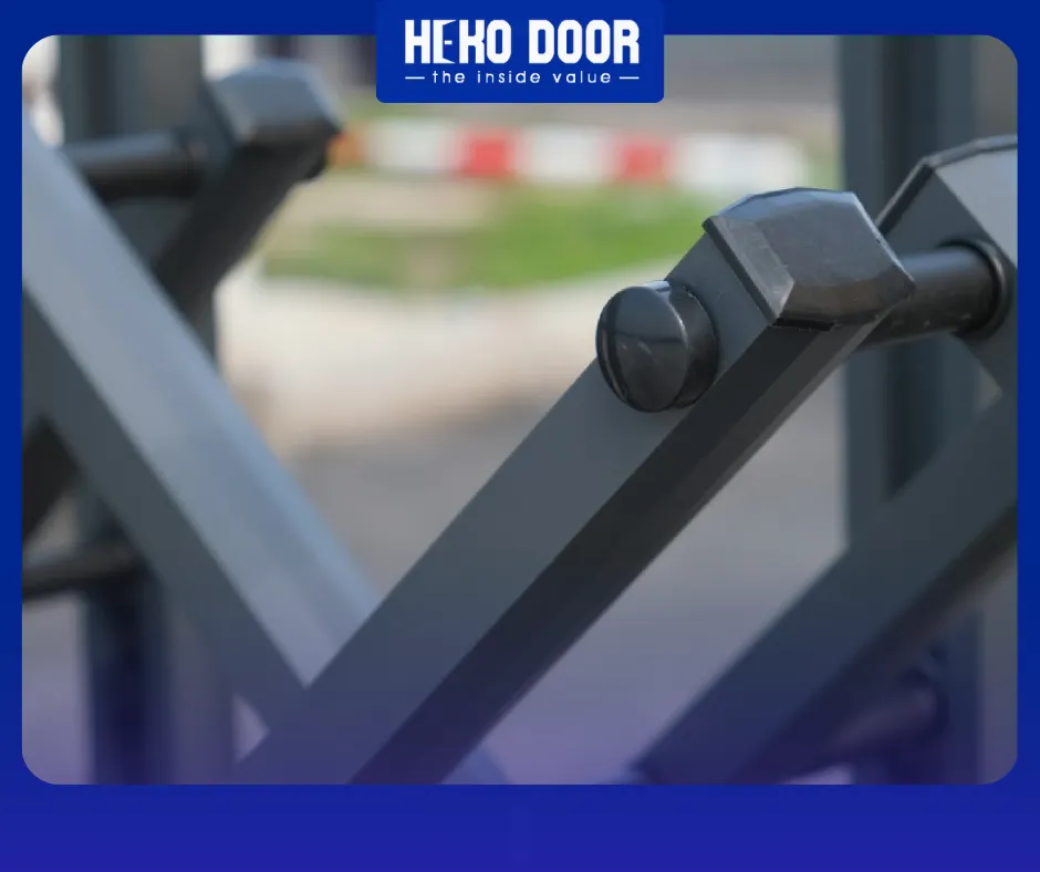 CỔNG XẾP HỢP KIM NHÔM CHO NHÀ PHỐ