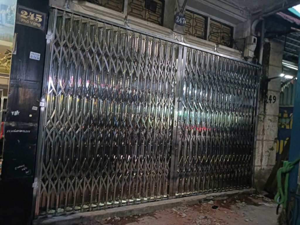 Kích thước cửa xếp inox tiêu chuẩn