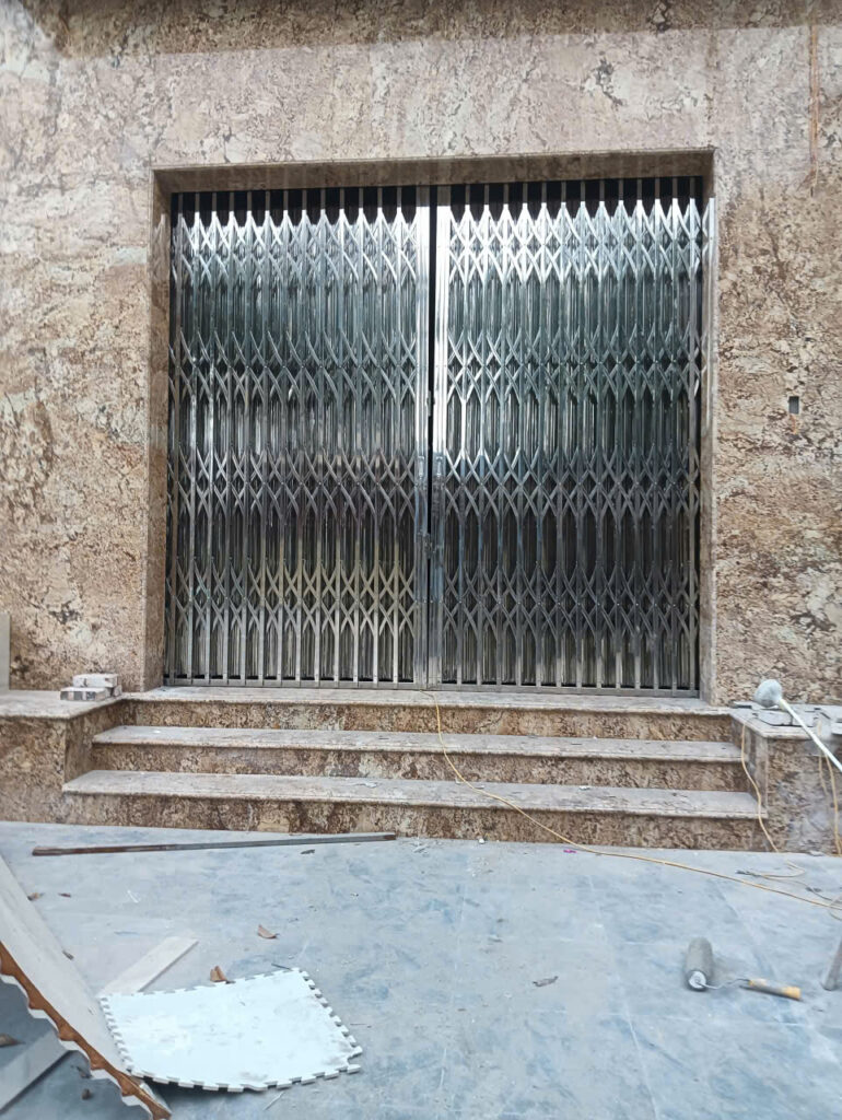 cửa xếp inox 304