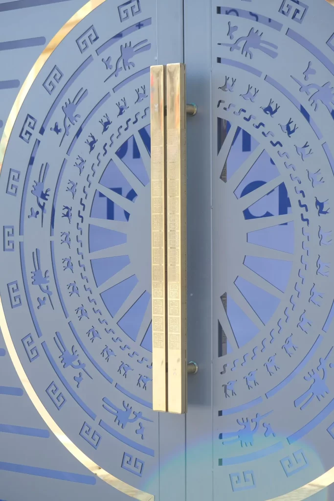 Lưu ý khi chọn mẫu cổng hợp kim nhôm