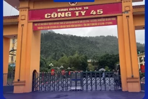 CHI PHÍ CỔNG XẾP HỢP KIM NHÔM – ĐỘ BỀN VÀ CÔNG NGHỆ VẬN HÀNH TIÊN TIẾN