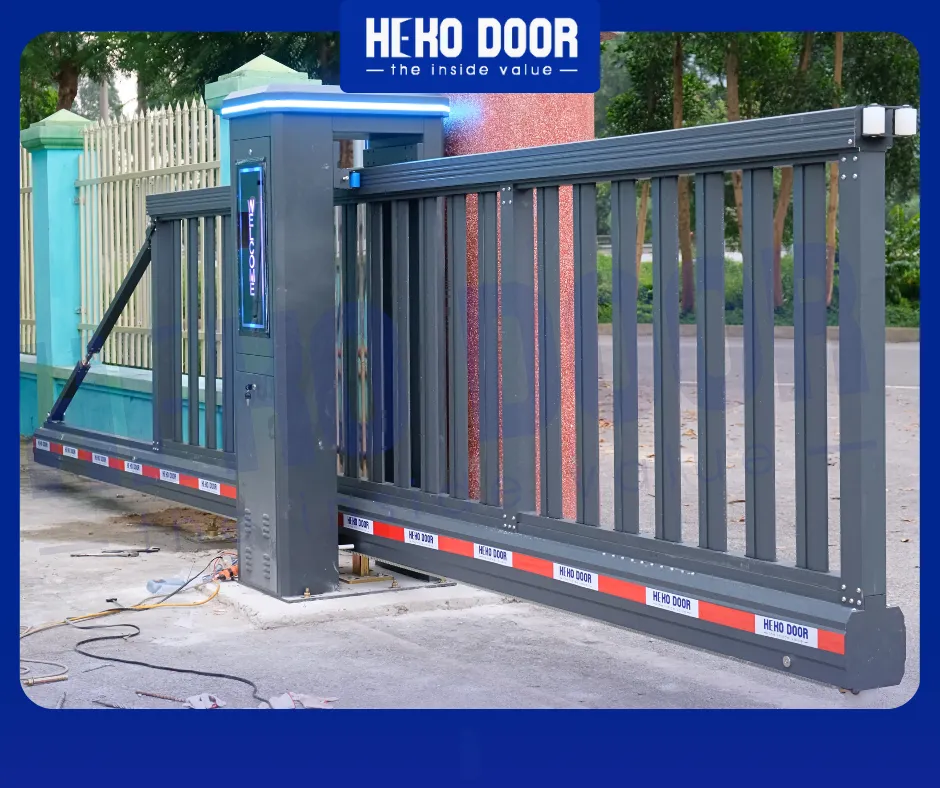 SỰ NỔI BẬT VỀ ƯU ĐIỂM CỦA CỔNG TRƯỢT TỰ ĐỘNG SO VỚI CỔNG TRUYỀN THỐNG